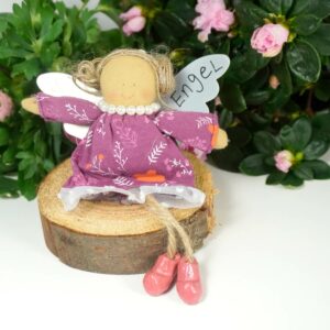 Baden Schutzengel Aufhänger Amily Kleid Brombeer