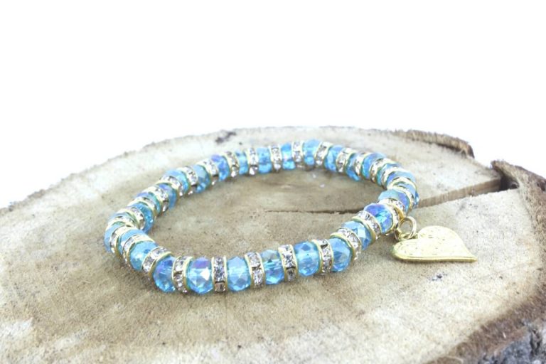 Armband Lichtfarbe Aqua Blau mit Herzanhänger Goldfarben
