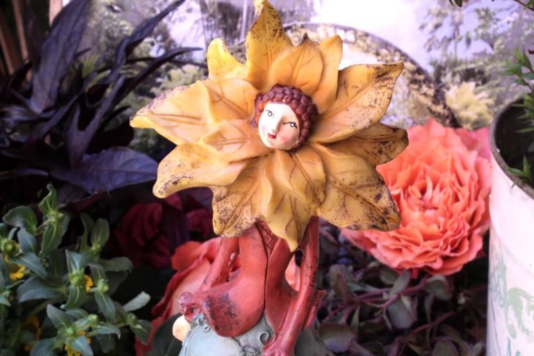Dekofigur Glücksbringer Blüten Blumen Elfe
