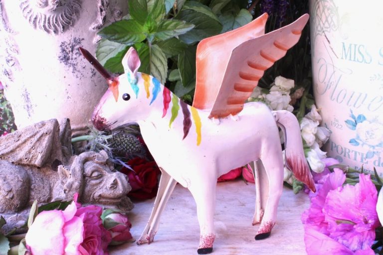 Einhorn Dekofigur Blech Figur Unicorn Fantasy Weiss