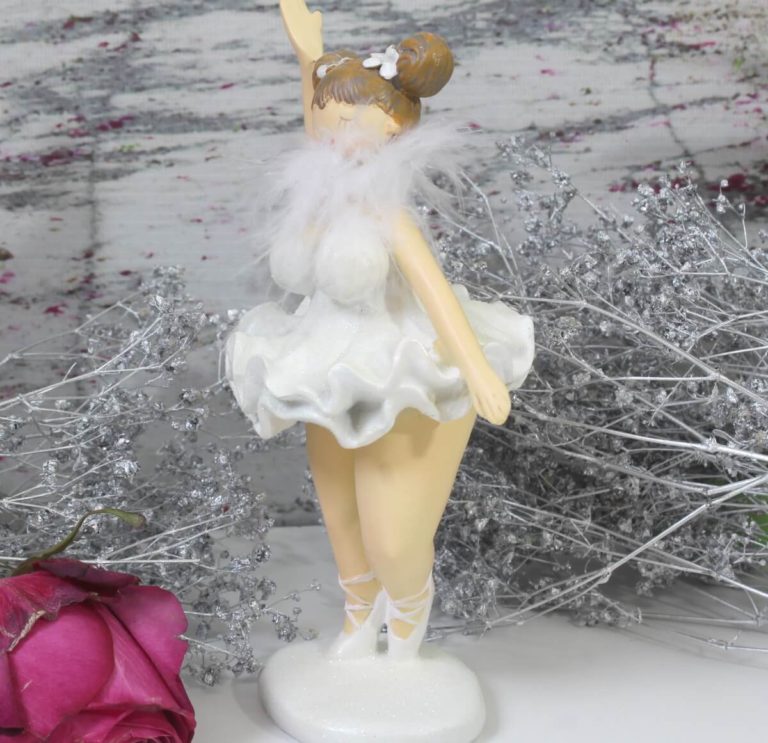 Ballerina Mädel Curvy Mollig Dekofigur Tänzerin