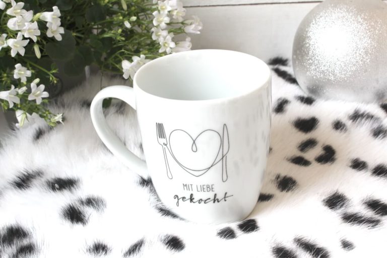 Henkelbecher Sprüche Kaffeetasse Mit Liebe gekocht