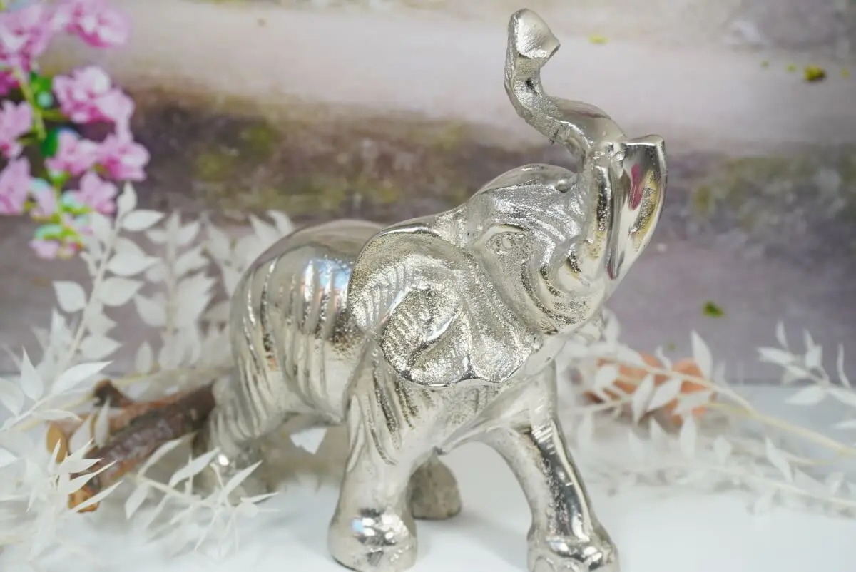 Dekofigur Elefant Skulptur Alu Silberfarben - Elfengarten Dormagen