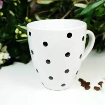 Henkelbecher Sprüche Kaffeetasse Black Pünktchen