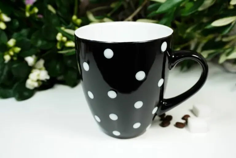 Henkelbecher Sprüche Kaffeetasse White Pünktchen