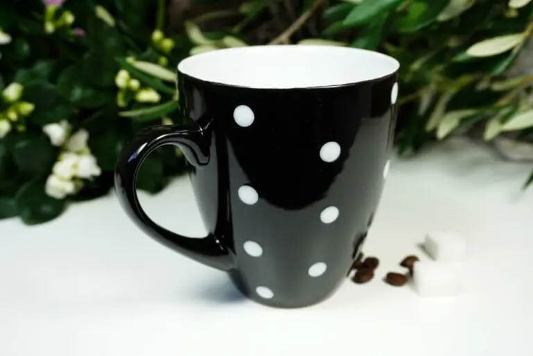 Henkelbecher Sprüche Kaffeetasse White Pünktchen