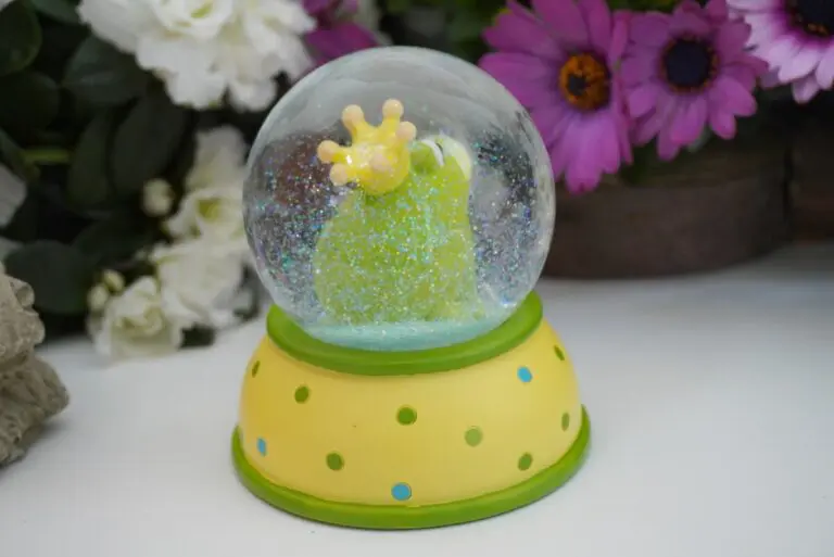 Pape Schneekugel Glimmerkugel Sweet Froschkönig GGT
