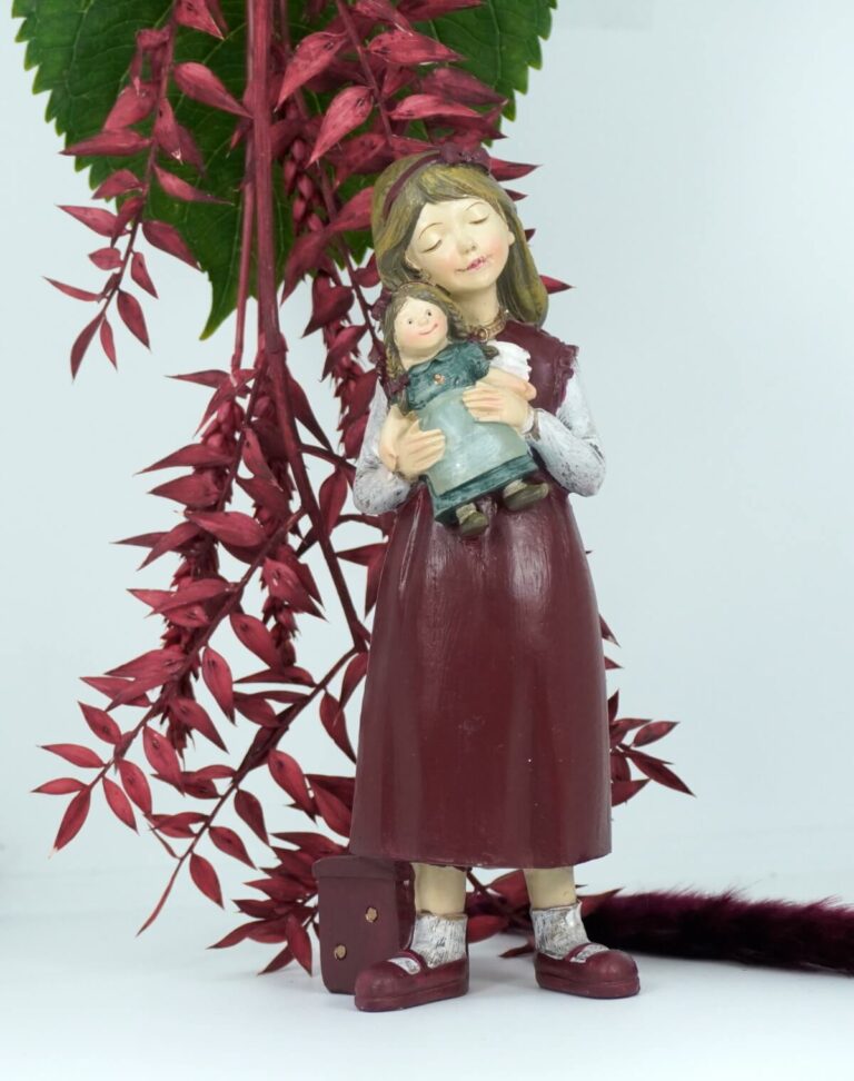 Dekofigur Clayre & Eef Mädchen Figur mit Puppe