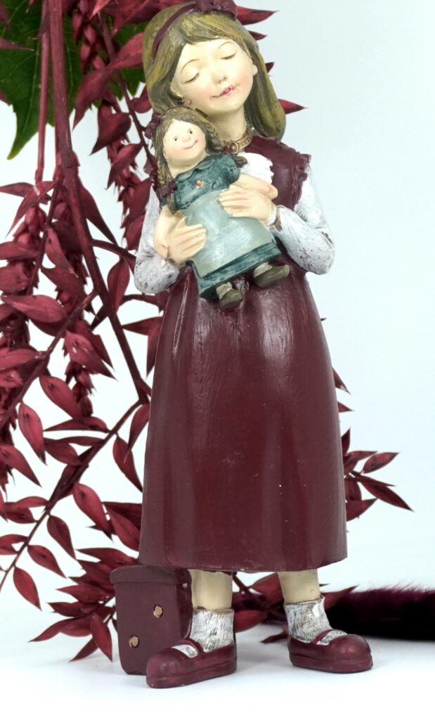 Dekofigur Clayre & Eef Mädchen Figur mit Puppe