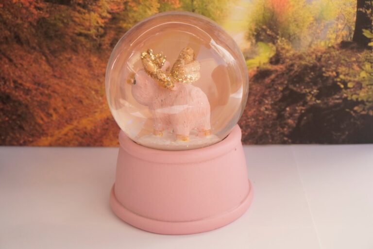 Schneekugel Glimmerkugel Schutzengel Rose