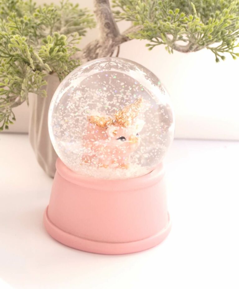Schneekugel Glimmerkugel Schutzengel Rose