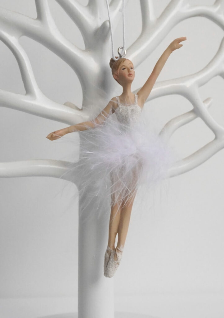 Deko Figur Ballerina Weisses Tütü Federn Dekohänger