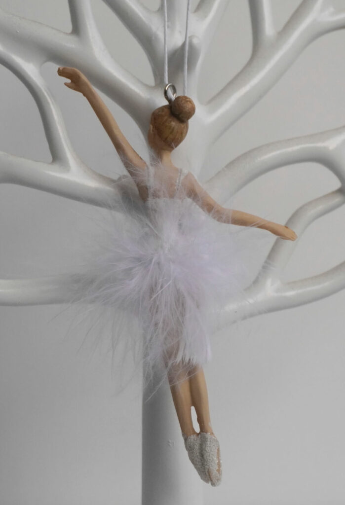 Deko Figur Ballerina Weisses Tütü Federn Dekohänger