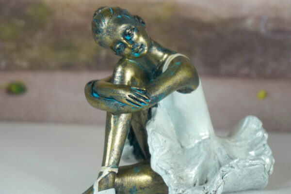 Ballerina Grazil Ballett Figur Dekofigur Tanzpause