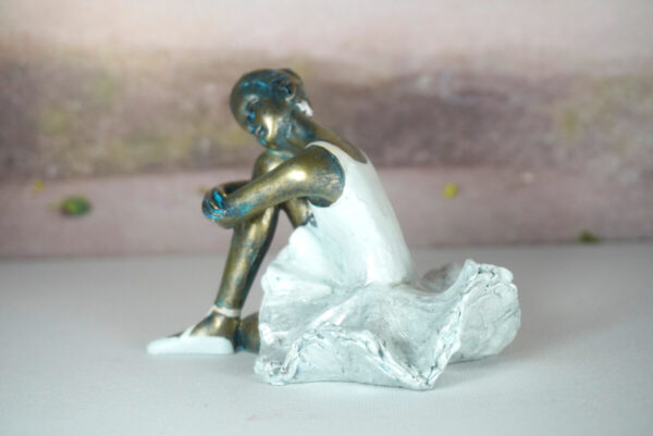 Ballerina Grazil Ballett Figur Dekofigur Tanzpause