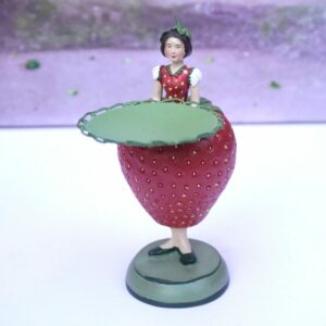 Dekofigur Teelichthalter Kerzenhalter Blumenmädchen Erdbeermädchen