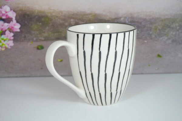 Wurm Henkelbecher Tasse Pott XL Black Stripes