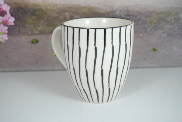 Wurm Henkelbecher Tasse Pott XL Black Stripes