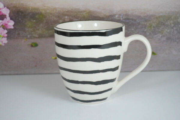 Wurm Henkelbecher Tasse Pott XL Quer Black Stripes