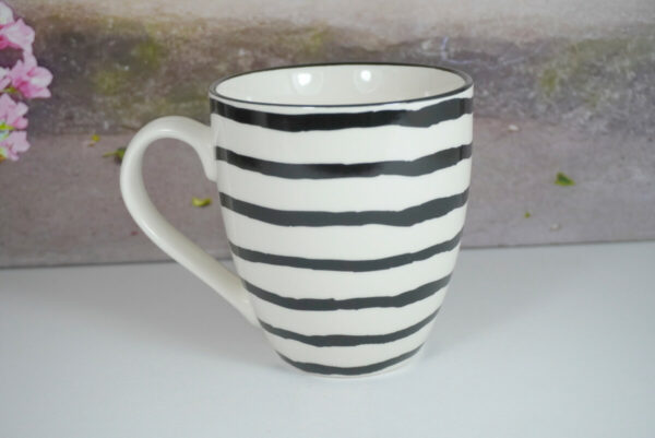 Wurm Henkelbecher Tasse Pott XL Quer Black Stripes