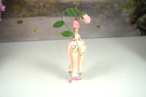 Deko Figur Blumenmädchen Rosenmädchen zum Hängen