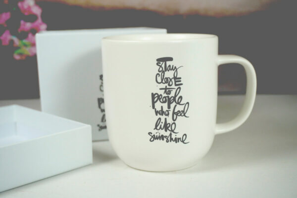 PPD Henkelbecher Mug Stay close to people who feel like sunshine