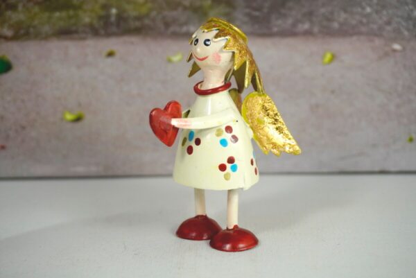 Pape Deko Figur Blechpuppe Schutzengel Lena mit Herz Beige 8,5cm