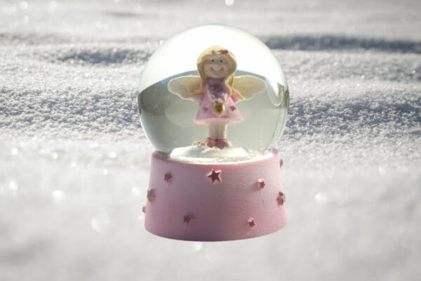 Deko Schneekugel Glimmerkugel Glitzerkugel Engel Schutzengel Herzchen