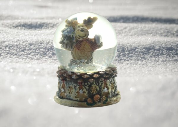 Deko Schneekugel Glimmerkugel Glitzerkugel Weihnachts Schneekugel Rentier Tanne 5cm ∅