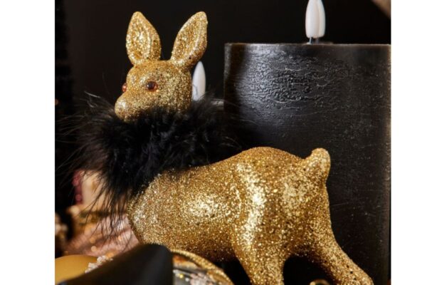Werner Voß Rehkitz mit schwarzer Federboa und Gold-Glitter Dekofigur