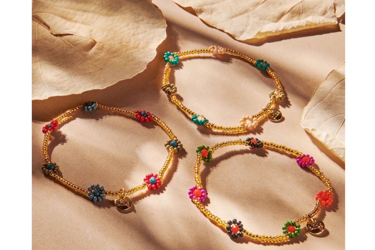 Biba Armband Miyuki Perlen Blütenmix 3mm Ø Biba Anhänger Gold